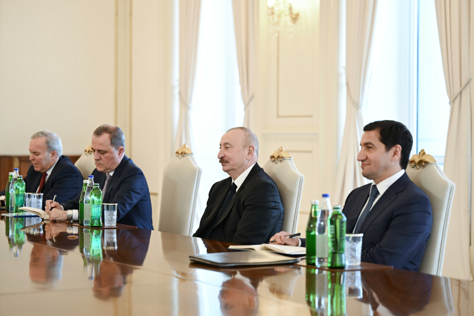President Ilham Aliyev receives delegation led by High Representative of European Union (PHOTO)