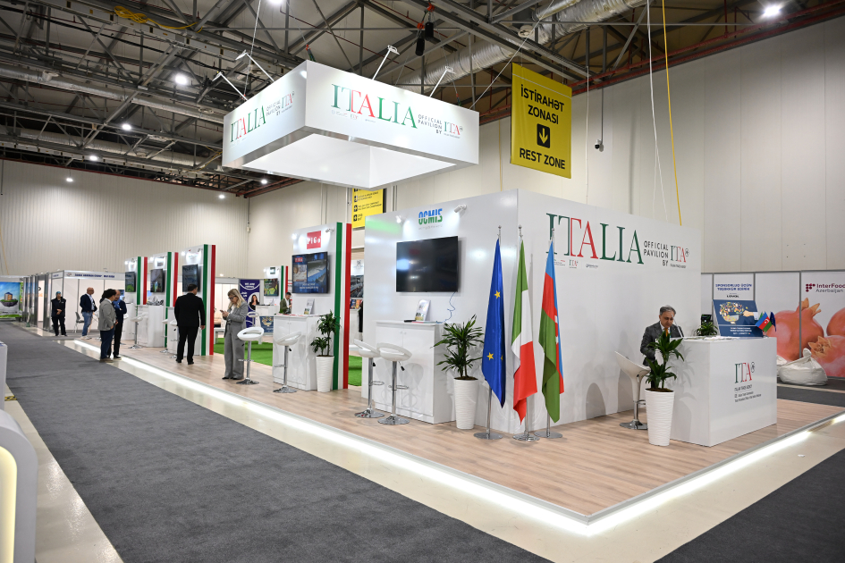 President Ilham Aliyev, First Lady Mehriban Aliyeva view 19th Caspian Agro Week and 31st Interfood Azerbaijan exhibitions (PHOTO)