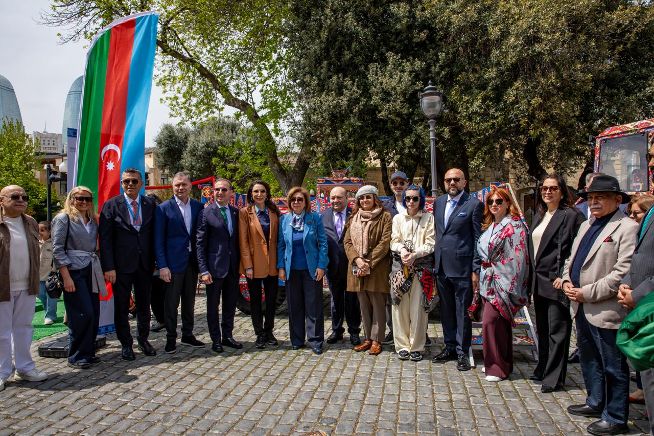 Baku Steel Company Presented the Art of Steel at the Carpet Festival (PHOTO)
