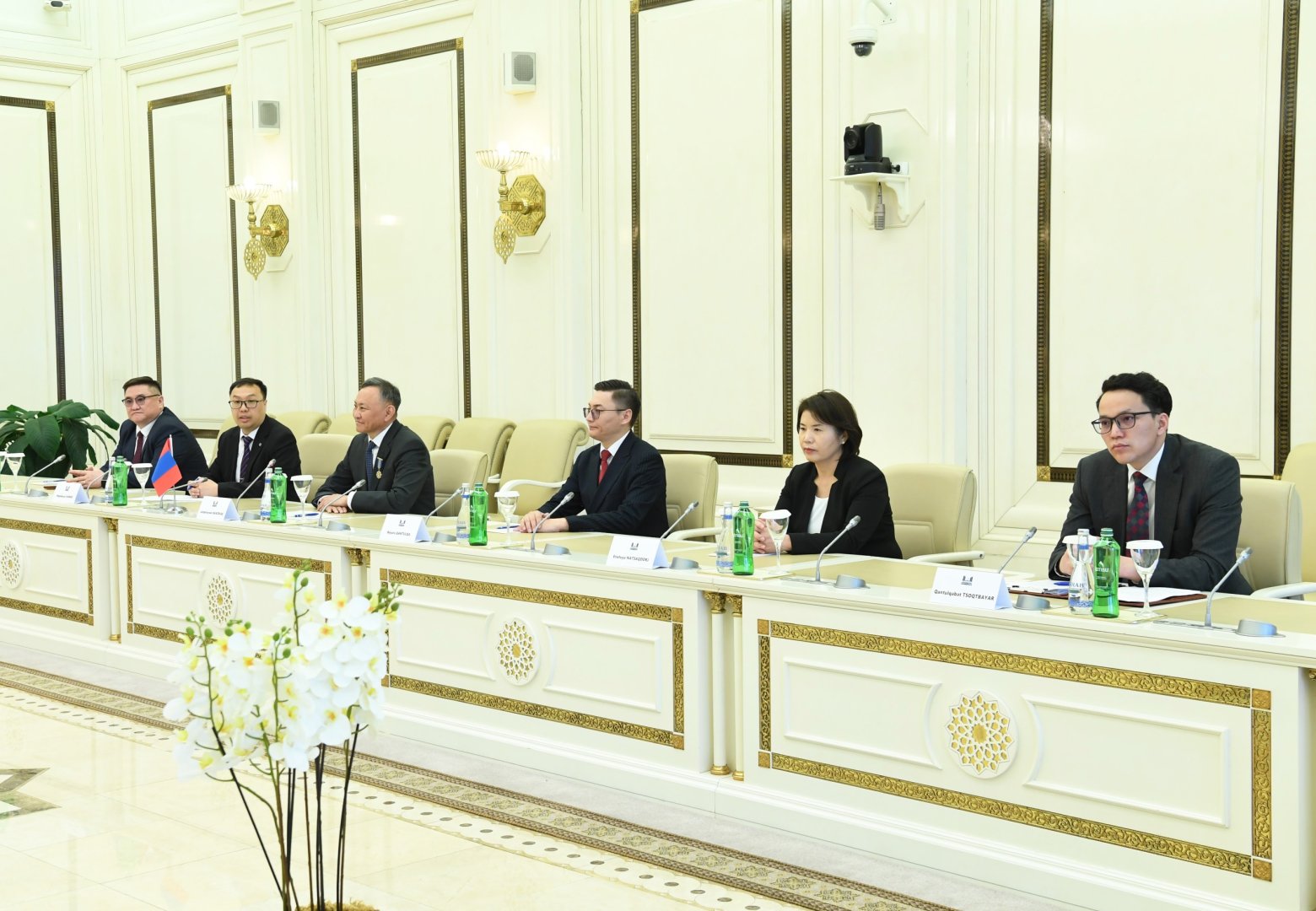 Speaker of Azerbaijani Parliament meets with Prosecutor General of Mongolia (PHOTO)