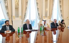 President Ilham Aliyev receives delegation led by Chairman of Islamic Development Bank group (PHOTO/VIDEO)