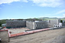 President Ilham Aliyev and First Lady Mehriban Aliyeva inspect construction of Jabrayil District Central Hospital (PHOTO)