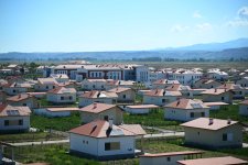 President Ilham Aliyev and First Lady Mehriban Aliyeva view facilities established in private houses in Shukurbayli village (PHOTO/VIDEO)