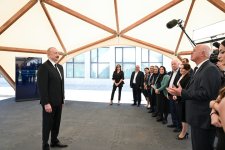 President Ilham Aliyev and First Lady Mehriban Aliyeva meet with residents moving to Shukurbeyli village in Jabrayil district (PHOTO)