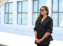 President Ilham Aliyev and First Lady Mehriban Aliyeva meet with residents moving to Shukurbeyli village in Jabrayil district (PHOTO)