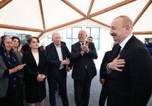 President Ilham Aliyev and First Lady Mehriban Aliyeva meet with residents moving to Shukurbeyli village in Jabrayil district (PHOTO)
