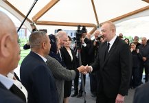 President Ilham Aliyev and First Lady Mehriban Aliyeva meet with residents moving to Shukurbeyli village in Jabrayil district (PHOTO)