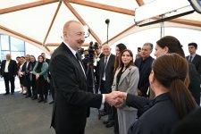 President Ilham Aliyev and First Lady Mehriban Aliyeva meet with residents moving to Shukurbeyli village in Jabrayil district (PHOTO)