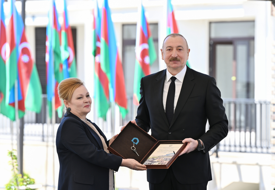 President Ilham Aliyev met with residents in Zangilan city and laid foundation stone for Zangilan City Park Hotel (PHOTO)