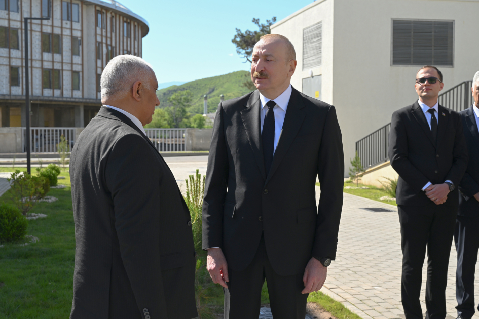 President Ilham Aliyev met with residents in Zangilan city and laid foundation stone for Zangilan City Park Hotel (PHOTO)