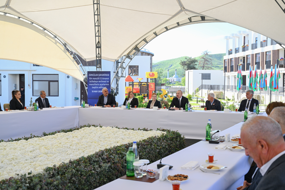 President Ilham Aliyev met with residents in Zangilan city and laid foundation stone for Zangilan City Park Hotel (PHOTO)
