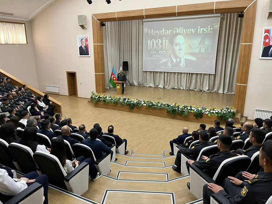 Azerbaijan Army commemorates 103rd anniversary of birth of National Leader Heydar Aliyev (PHOTO/VIDEO)