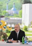 President Ilham Aliyev meets with families moving to first residential complex in Zangilan (PHOTO)