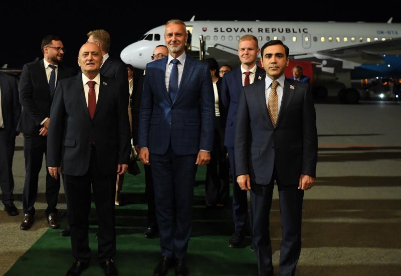 Chairman of National Council of Slovakia arrives in Azerbaijan on visit (PHOTO)