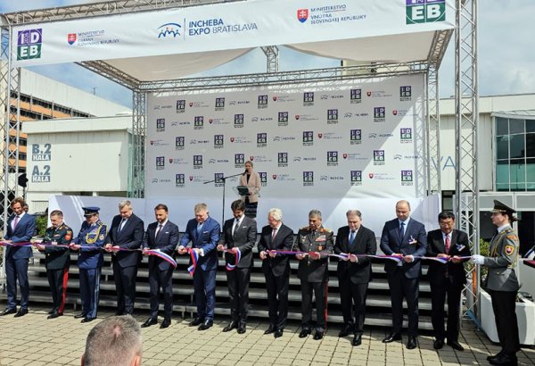 Azerbaijani Defense Minister’s visit to Slovakia continues (PHOTO)