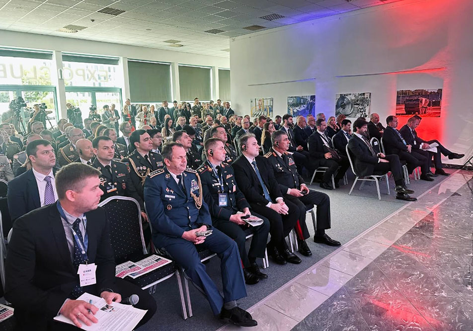 Azerbaijani Defense Minister’s visit to Slovakia continues (PHOTO)