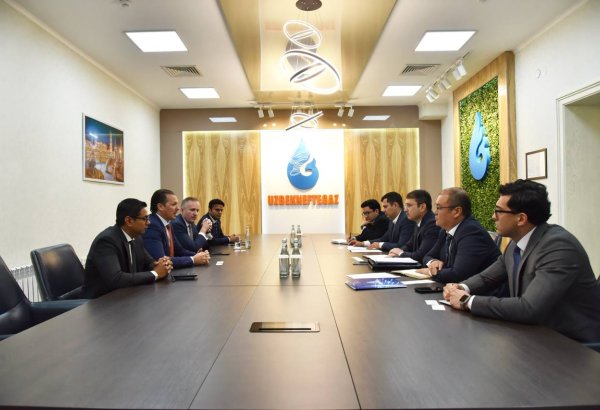 Uzbekneftegaz strengthens ties with Abu Dhabi Commercial Bank at OGU 2026