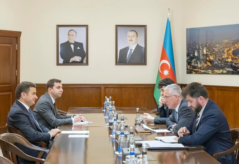 AZAL and UK discuss development of aviation cooperation