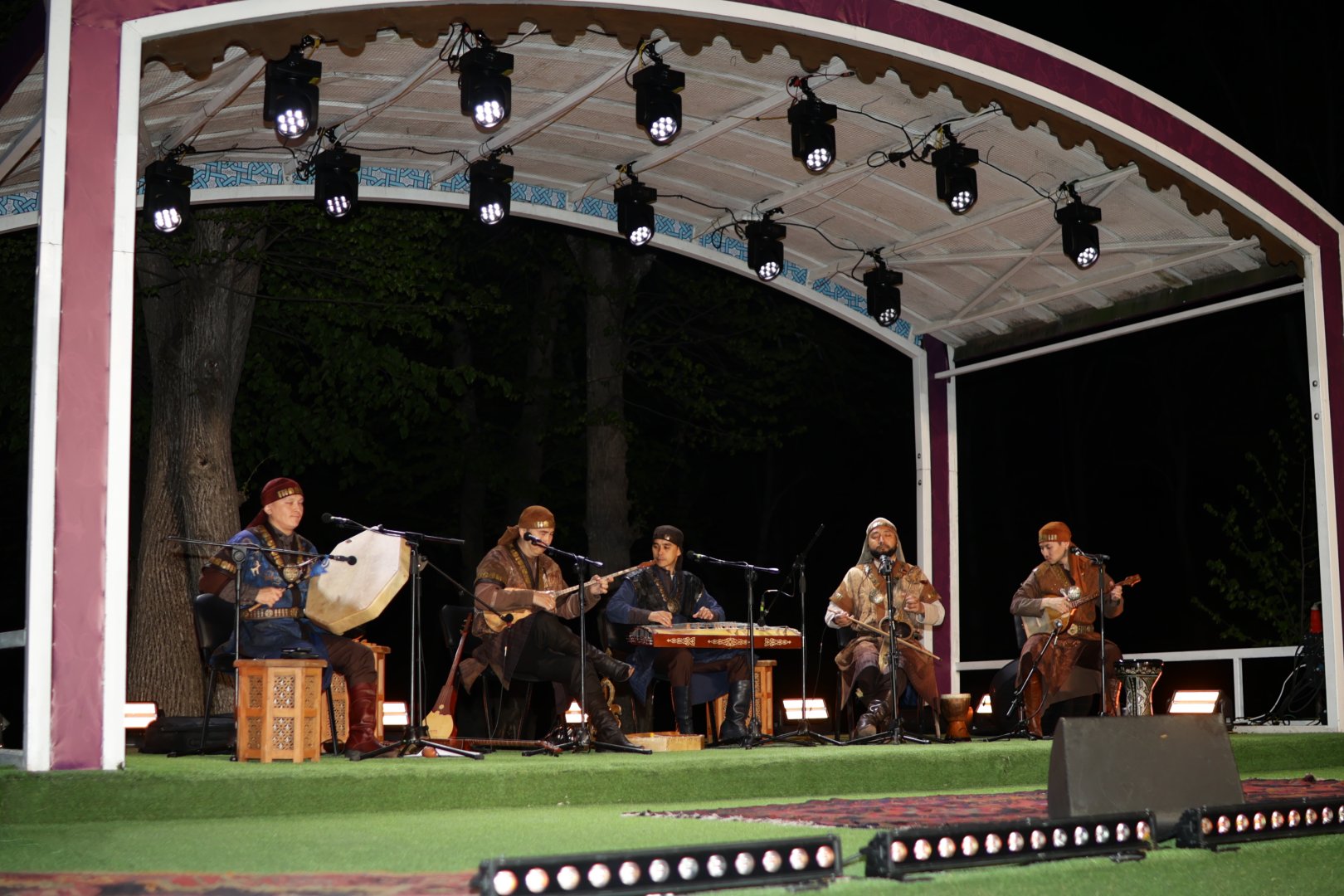 Kazakh "Turan" ensemble performs at 'Kharibulbul' music festival in Azerbaijan's Shusha (PHOTO/VIDEO)