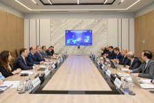 Azerbaijan brainstorms progress on internet upgrades and communication efforts (PHOTO)