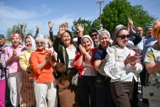 President Ilham Aliyev and other participants of OTS informal summit tour cultural sites in Turkistan (PHOTO)