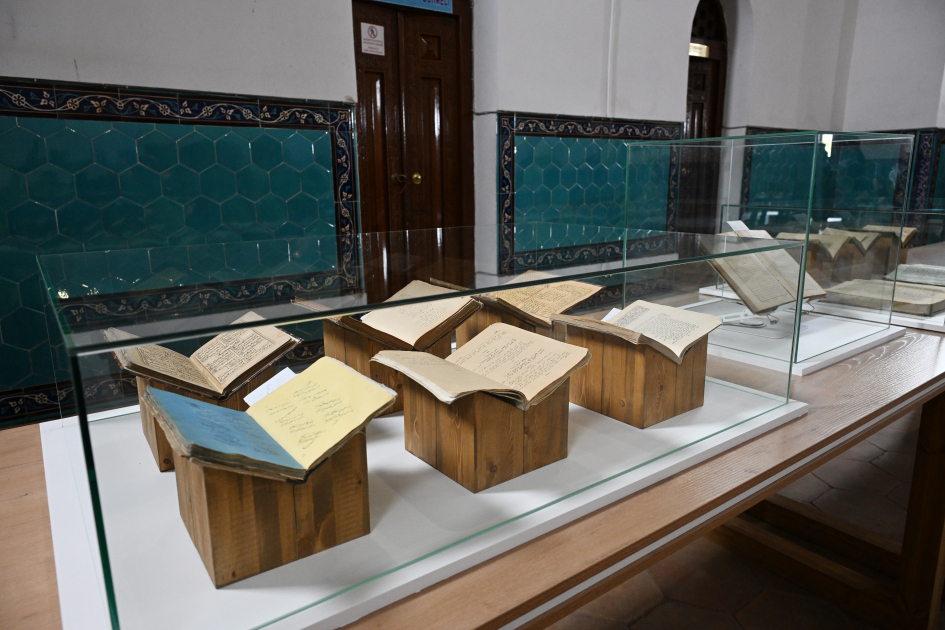 President Ilham Aliyev and other participants of OTS informal summit tour cultural sites in Turkistan (PHOTO)