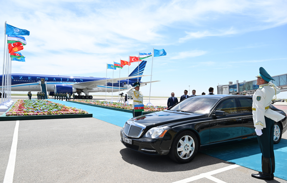 President Ilham Aliyev arrives in Kazakhstan on working visit (PHOTO/VIDEO)