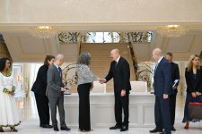 President Ilham Aliyev receives Executive Director of UN Human Settlements Programme (PHOTO)