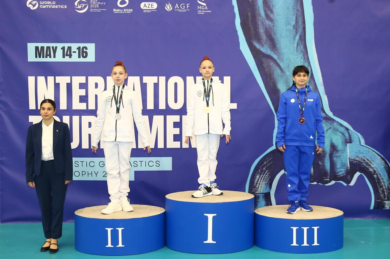 Azerbaijani gymnasts win medals at tournament in Baku (PHOTO)