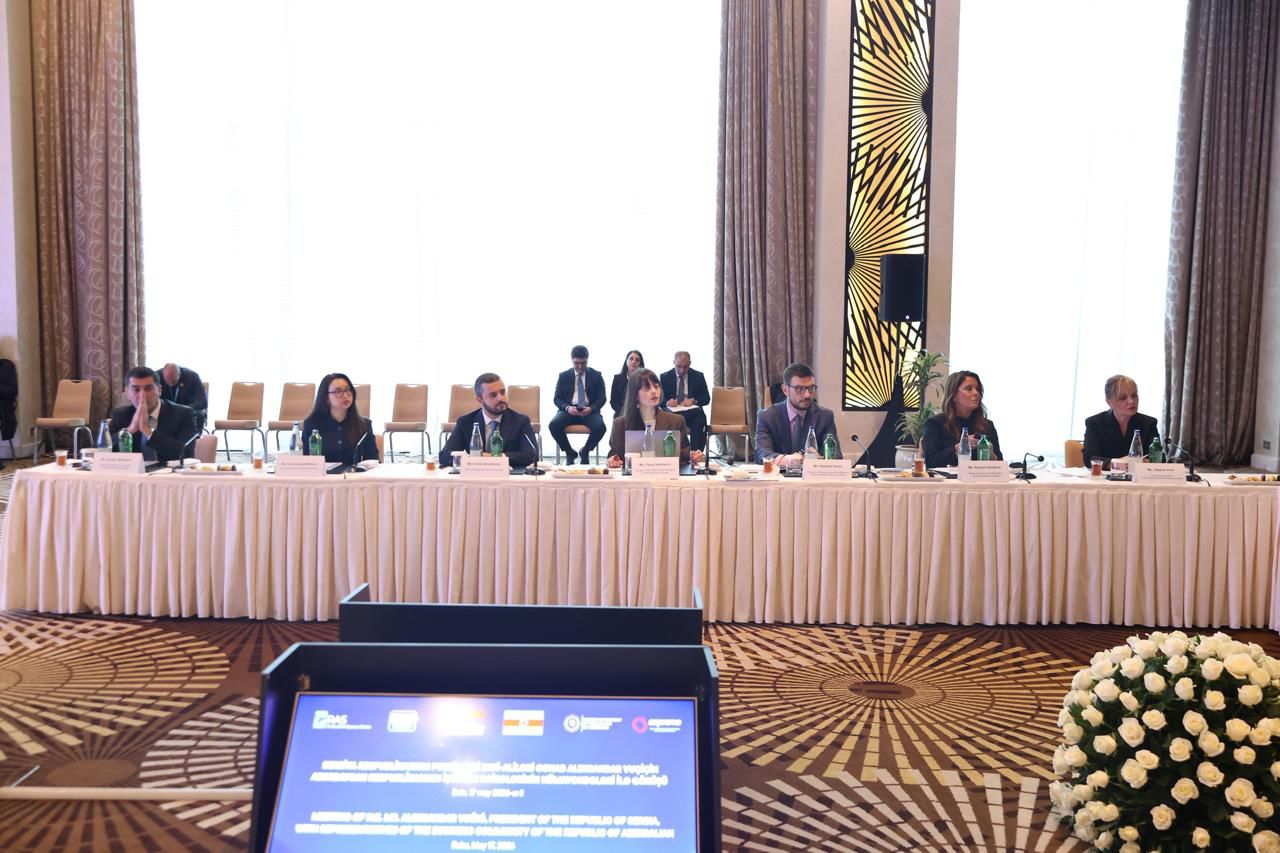 Serbian President meets with Azerbaijani business representatives (PHOTO)