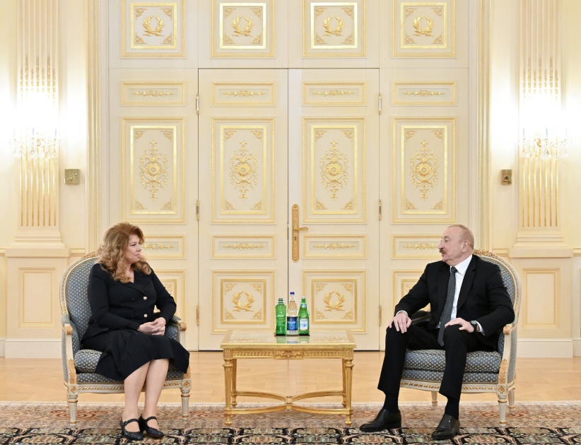 President Ilham Aliyev meets with President of Bulgaria (PHOTO)