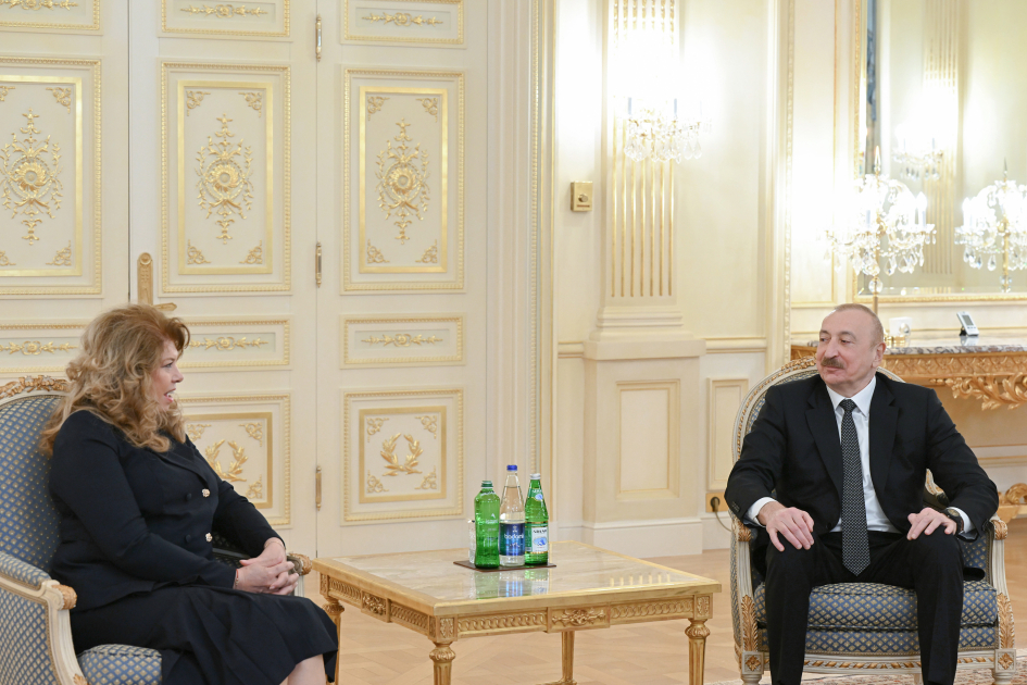 President Ilham Aliyev meets with President of Bulgaria (PHOTO)