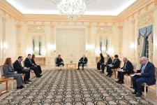 President Ilham Aliyev meets with President of Bulgaria (PHOTO)