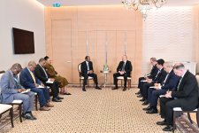 President Ilham Aliyev meets with delegation led by King of Eswatini (PHOTO)