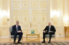 President Ilham Aliyev meets with President of Serbia (PHOTO)