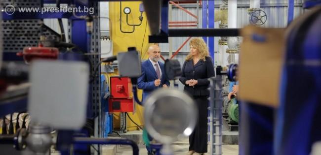Iliana Iotova visits factory built on Bulgarian investments in Azerbaijan (PHOTO)