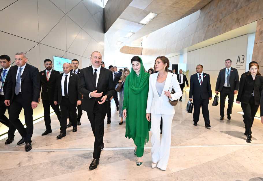 President Ilham Aliyev and First Lady Mehriban Aliyeva attend opening ceremony of WUF13 in Baku (PHOTO/VIDEO)