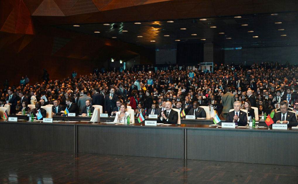 President Ilham Aliyev and First Lady Mehriban Aliyeva attend opening ceremony of WUF13 in Baku (PHOTO/VIDEO)