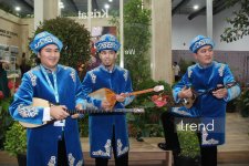 Top WUF13 participants showcase national costumes in Baku, turning Forum into global cultural pavilion (PHOTO)