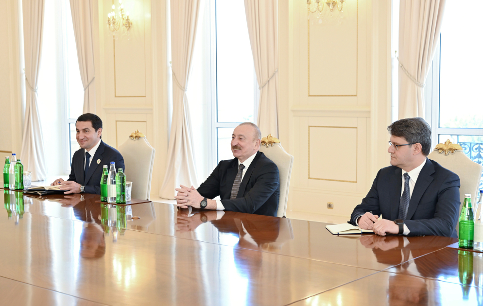 President Ilham Aliyev receives Deputy Prime Minister of Slovakia (PHOTO)
