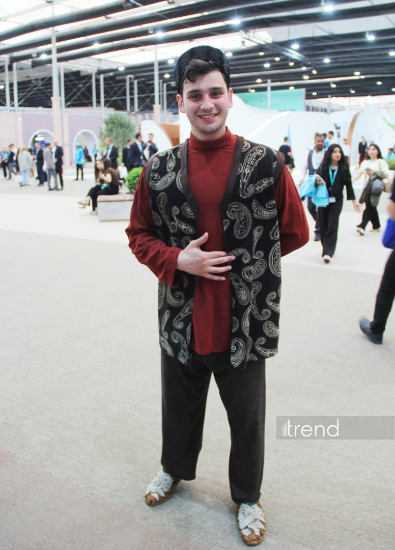 Top WUF13 participants showcase national costumes in Baku, turning Forum into global cultural pavilion (PHOTO)