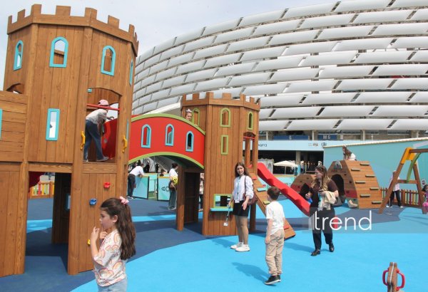 How children's areas at WUF13 in Baku turned into family recreation zones (PHOTO)