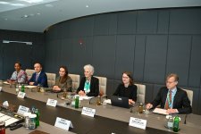 Azerbaijan, World Bank discuss strategic infrastructure, sustainable urbanization at WUF13 (PHOTO)