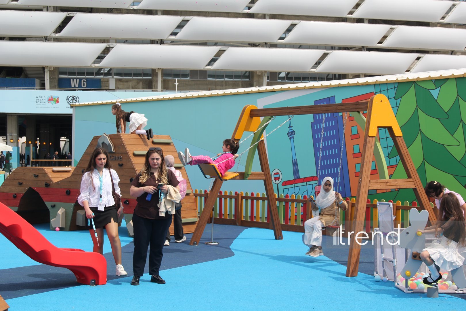 How children's areas at WUF13 in Baku turned into family recreation zones (PHOTO)