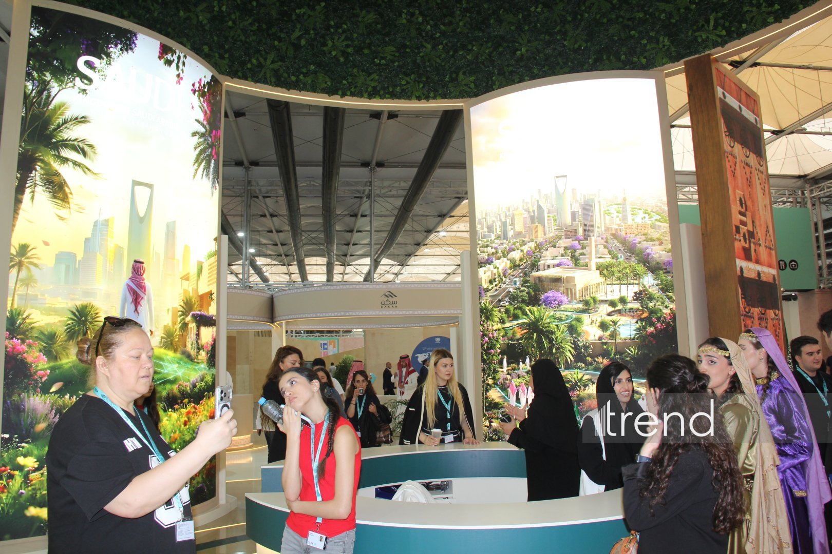 Most creative WUF13 pavilions in Baku: city of future under domes and screens (PHOTO)