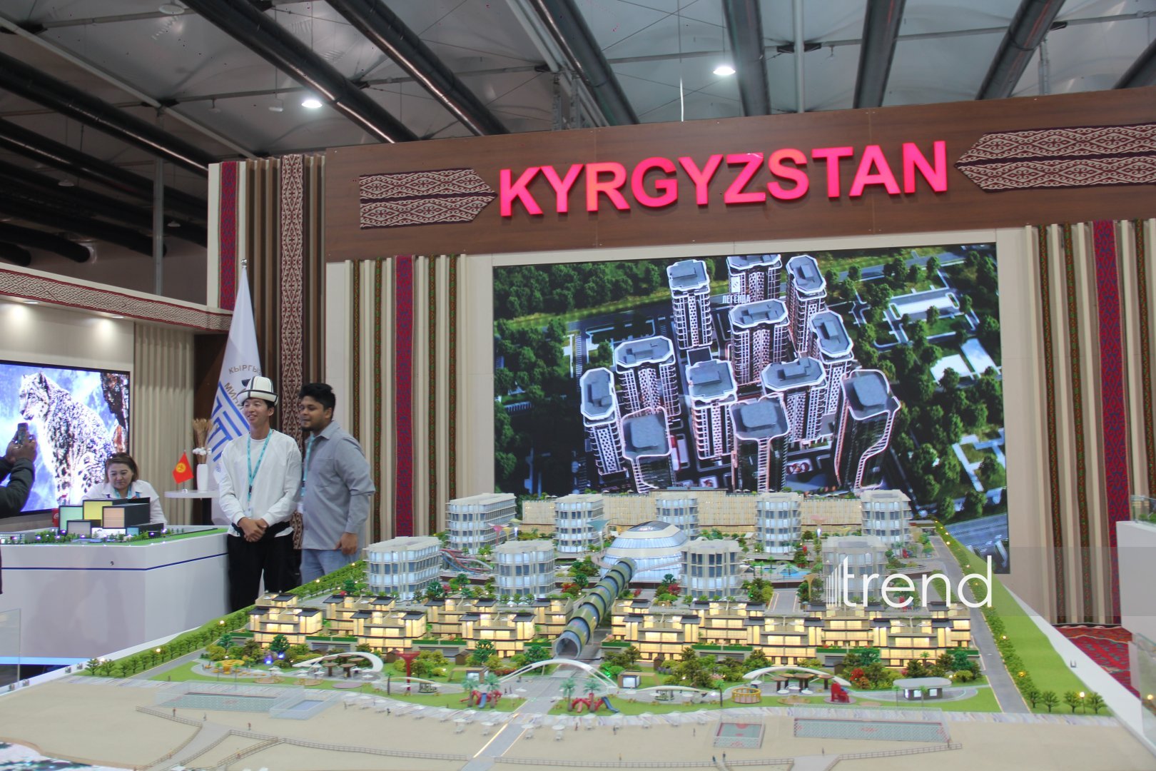 Most creative WUF13 pavilions in Baku: city of future under domes and screens (PHOTO)