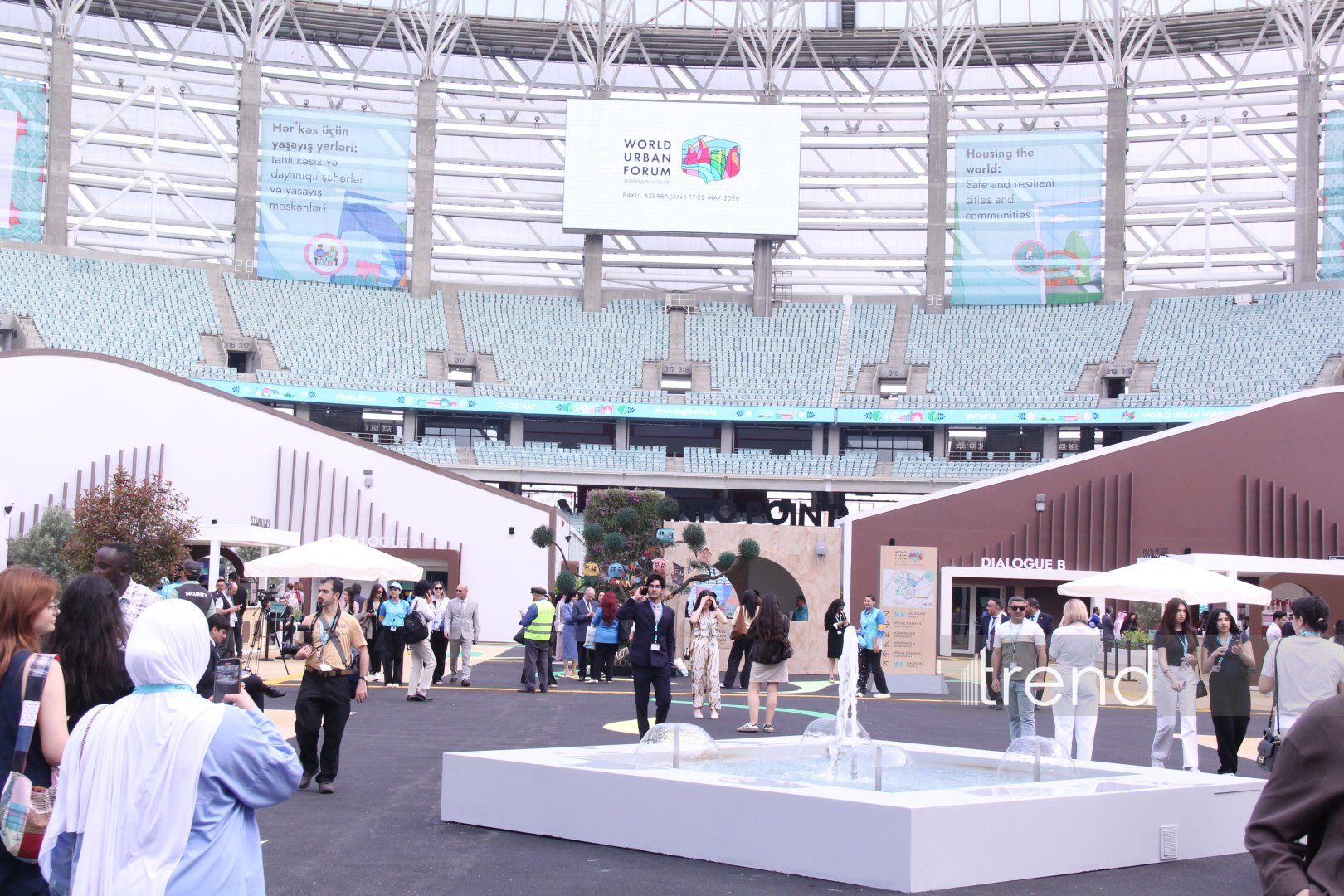 Most creative WUF13 pavilions in Baku: city of future under domes and screens (PHOTO)
