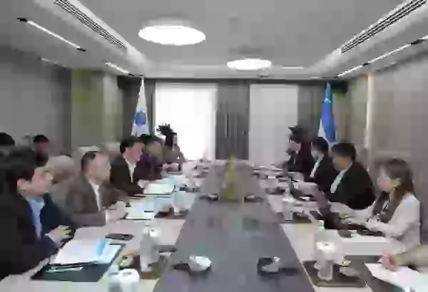 Uzbekistan, Japan explore AI, digital education partnership as IT exports surge past $1 billion
