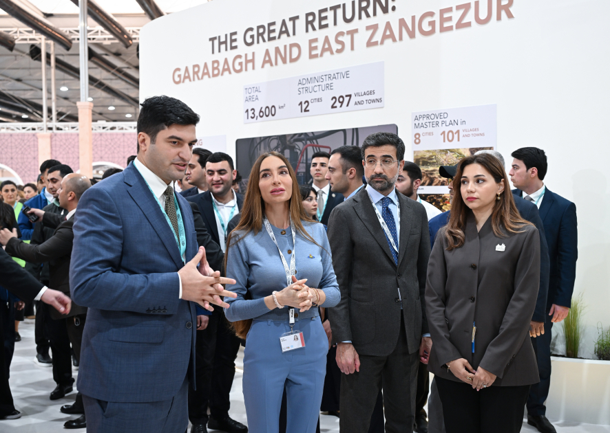 Heydar Aliyev Foundation VP Leyla Aliyeva and Head of Baku Media Center Arzu Aliyeva visit Urban Expo exhibition (PHOTO)