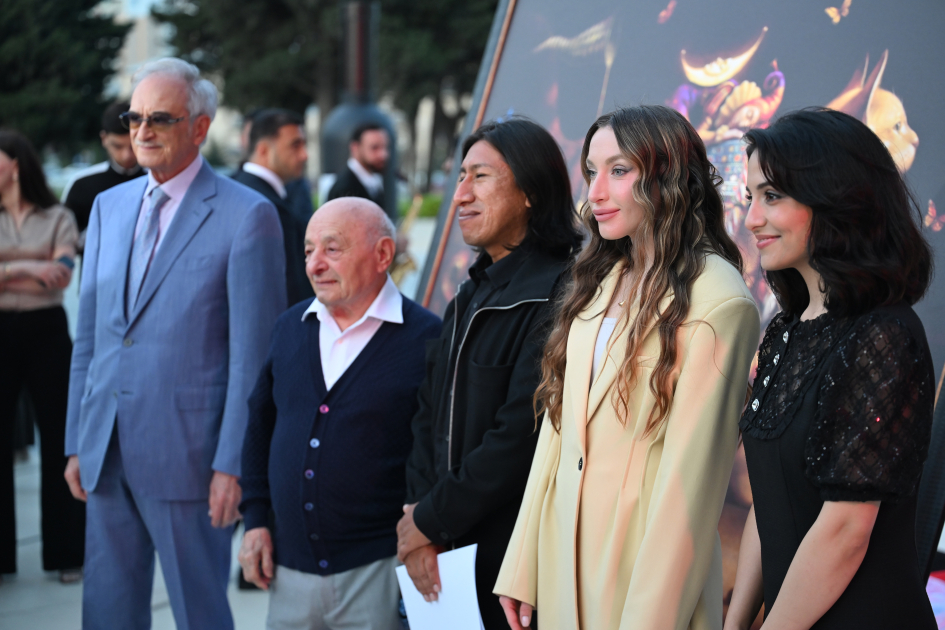 Solo exhibition of Peruvian artist opened at Heydar Aliyev Center (PHOTO)